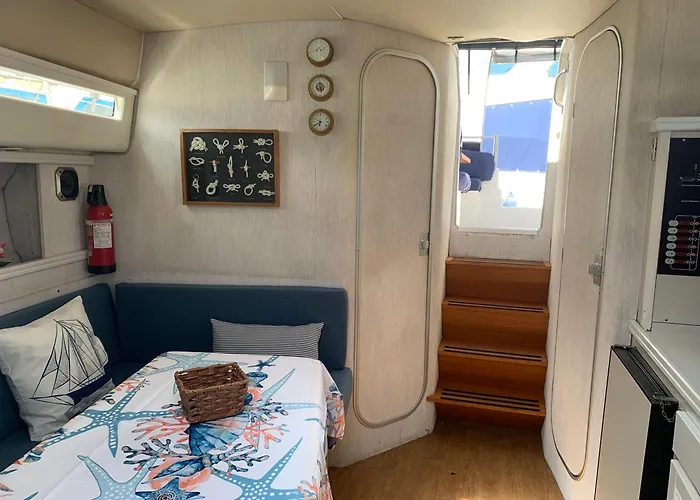 Vimaro Boat